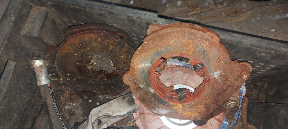 Продам запчасти мтз 80