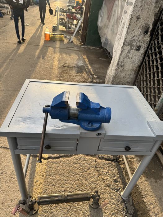 Тиски столний СССР