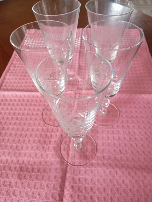 Продаётся фужеры рюмки