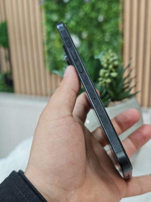 iPhone 16 Pro Max Black
