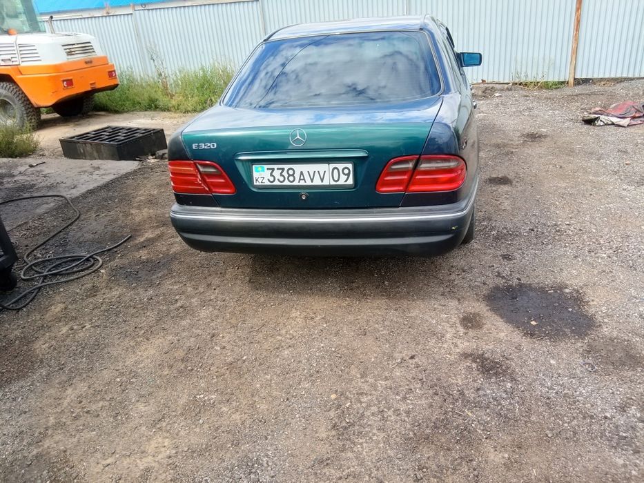 Продаю Мерседес w210