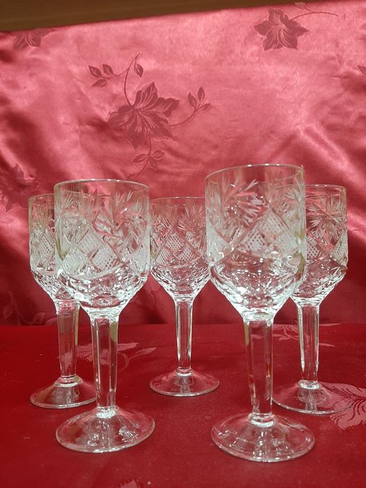 Посуда.Хрусталь.Рюмки,фужеры