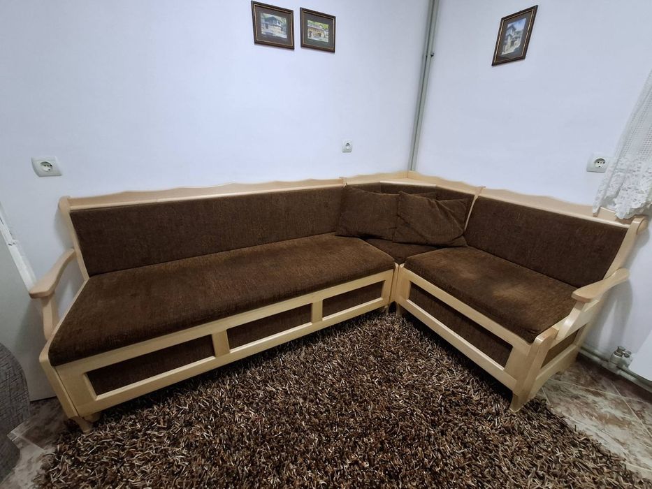 Кухненски ъглов диван