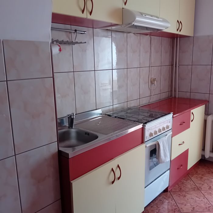 Apartament cu 3 camere
