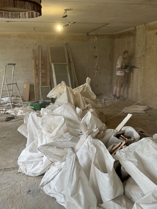 Демонтаж и снос.