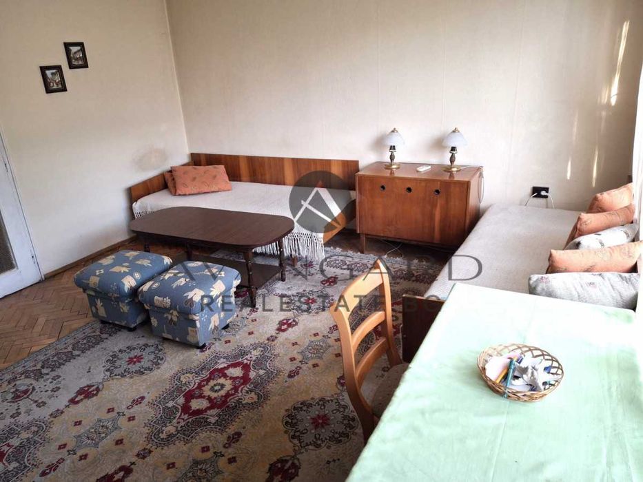 Продава се Тристаен апартамент в Пловдив, Кючук Париж - 82 кв.м за 1220 €/кв.м - Снимка #1