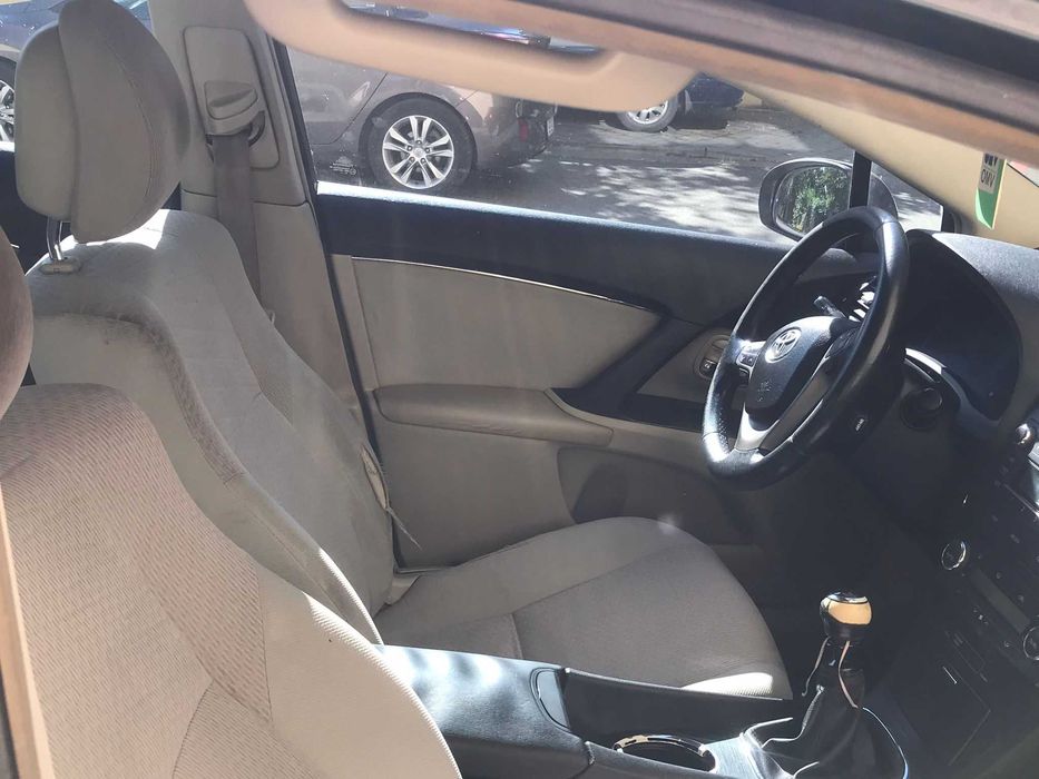 TOYOTA Avensis 2010 — imagine 4