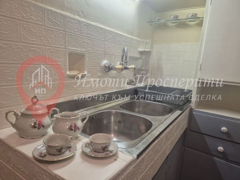 Дава се под наем Тристаен апартамент в София, Лозенец - 80 кв.м за 750 € - Снимка #1