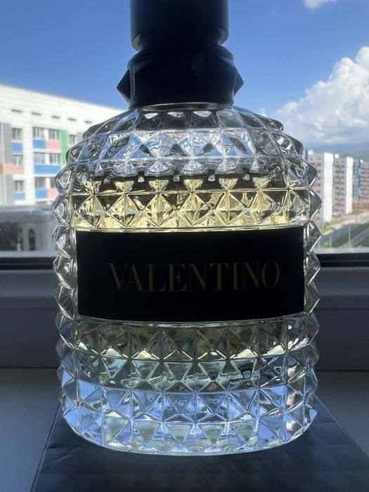 VALENTINO елоу дрим в оригинале