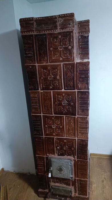 Soba teracotă plus ușa fontă