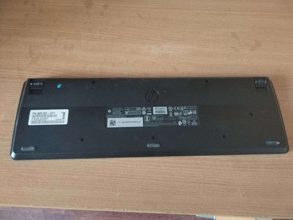 Продам клавиатуру безпровадную