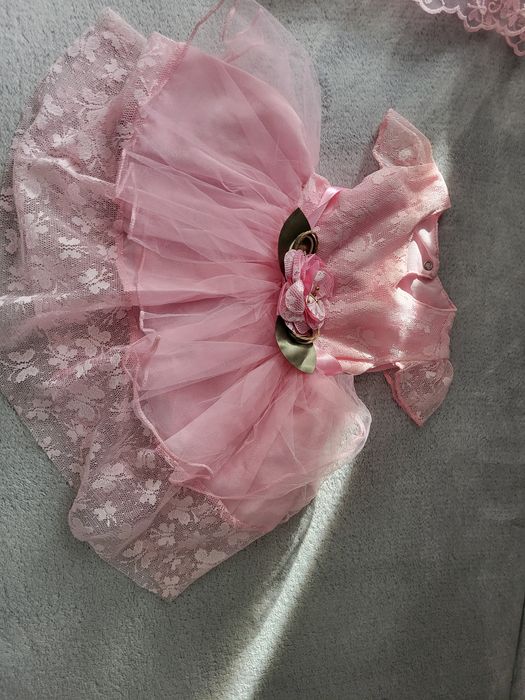 Роклички за малка принцеса