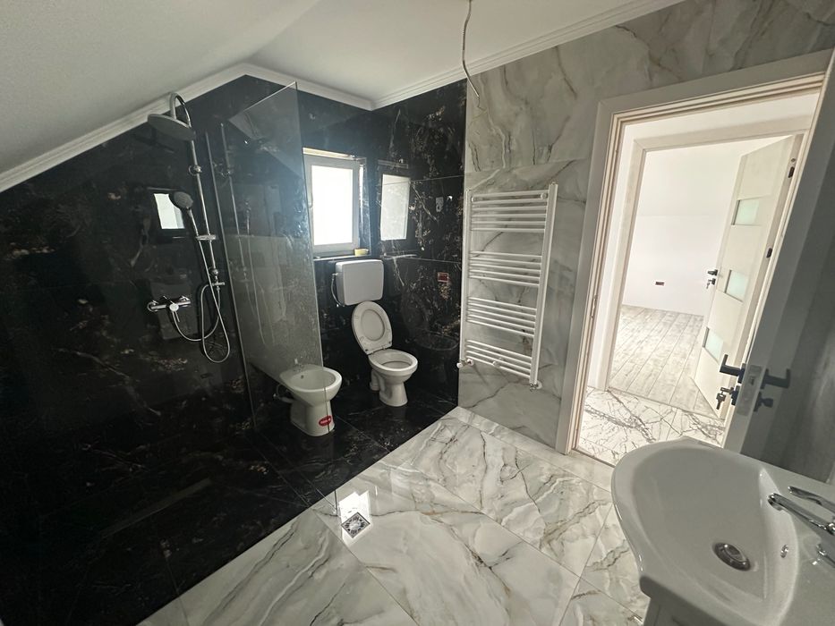 Casa de vanzare in Curtea de Arges, 130 mp utili, teren 500 mp.