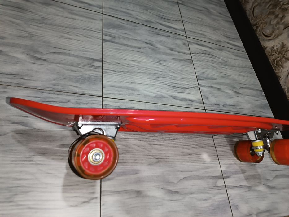 Скейтборд новый не пользовался