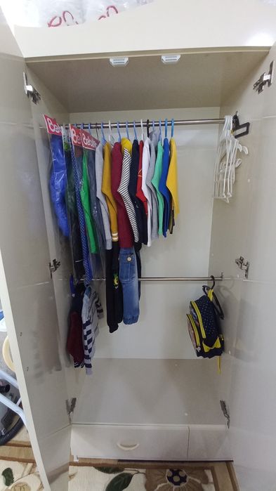 Продаётся детский шкаф и кровать