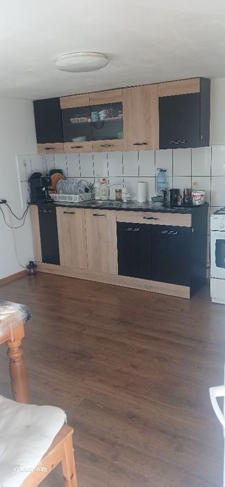 De inchiriat pe termen lung