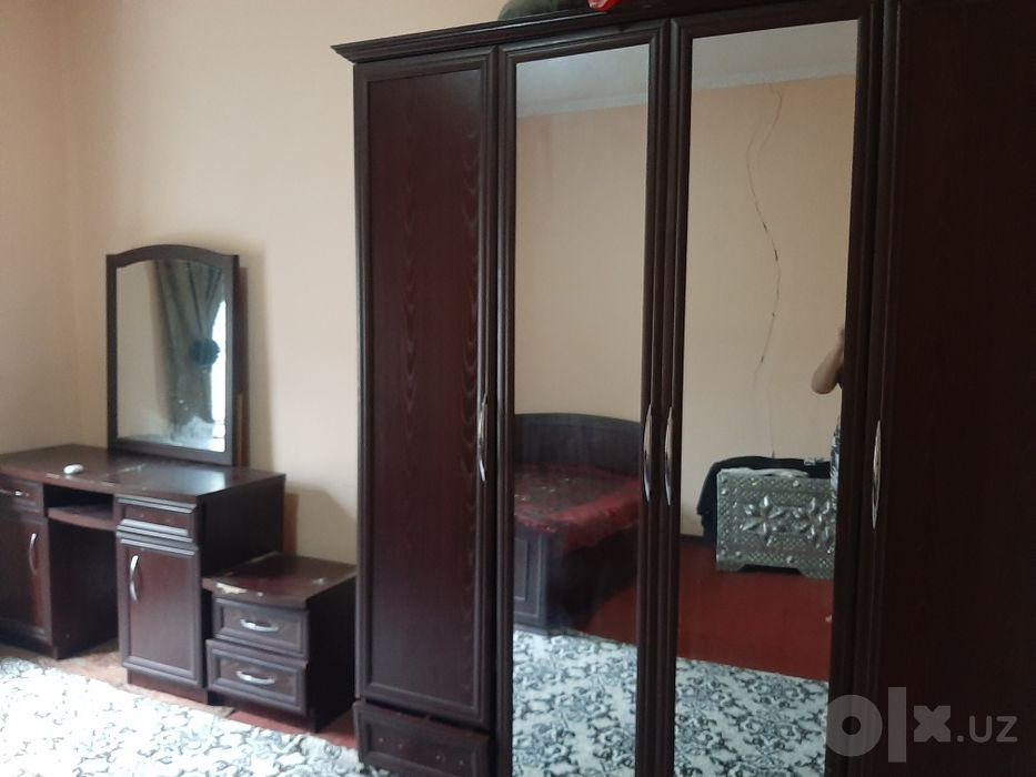 Spalni mebel sotiladi