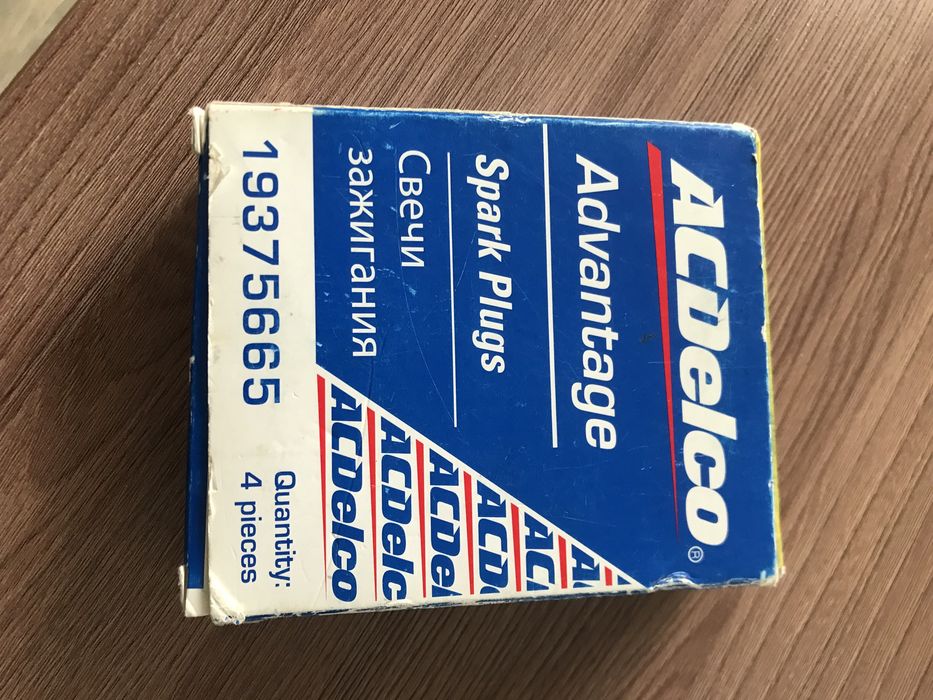 Продам свечи зажигания Киа,Хендай