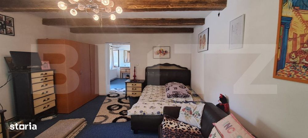 Casa complet renovata, 3 camere, teren 3800 mp – comuna Parau
