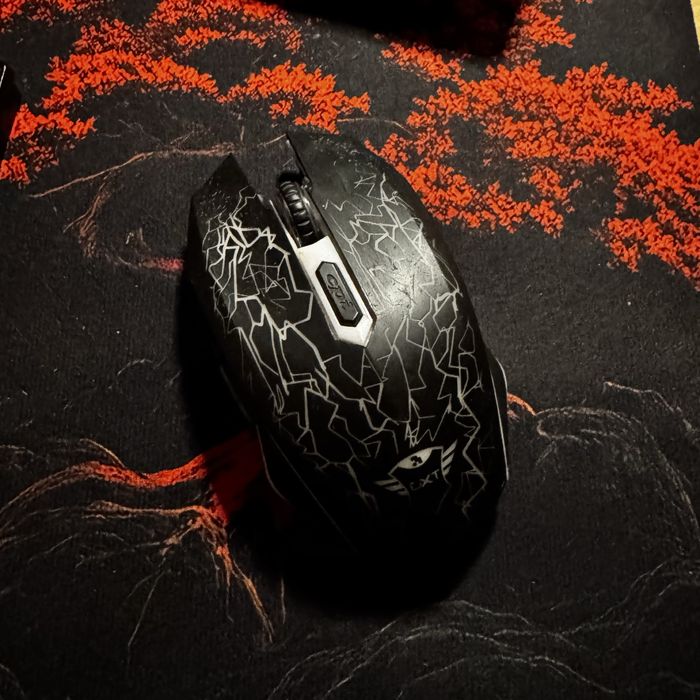 Mouse Gaming wireless Trust GXT 107 Izza RGB, Negru