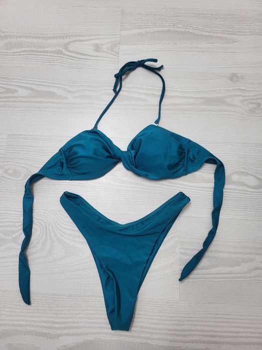 Costum de baie din 2 piese, marime S, nou fara eticheta