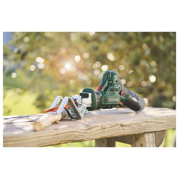 Ferastrau taiat crengi Parkside 12v  fara acumulator