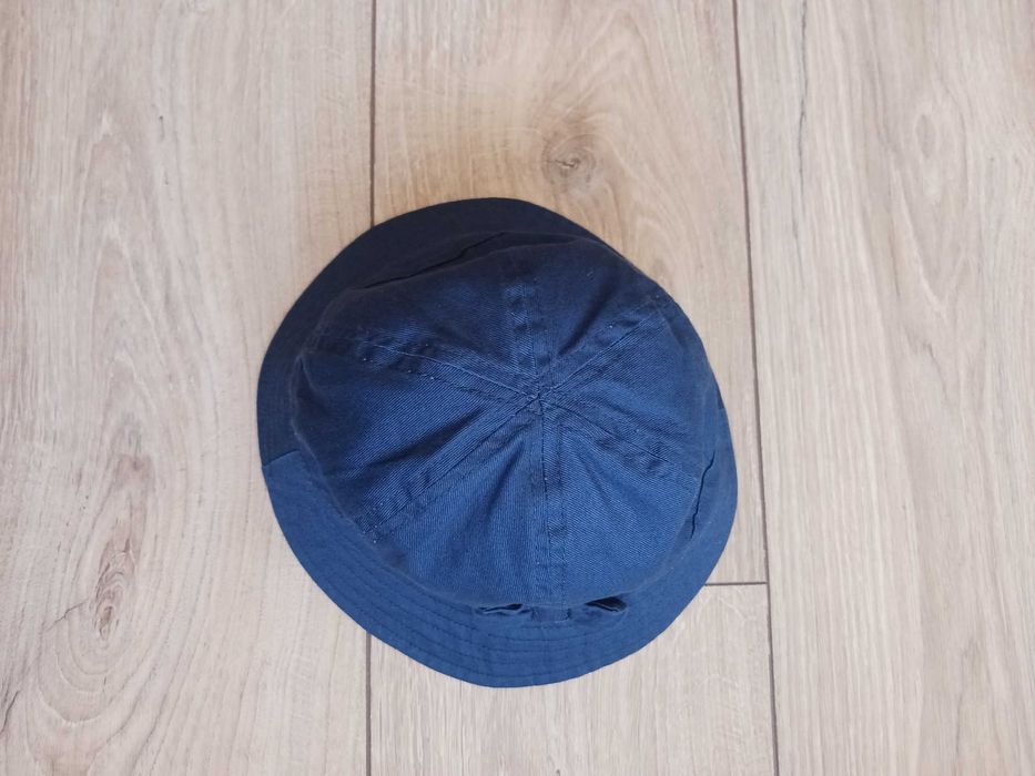 Шапка (обиколка 56см)