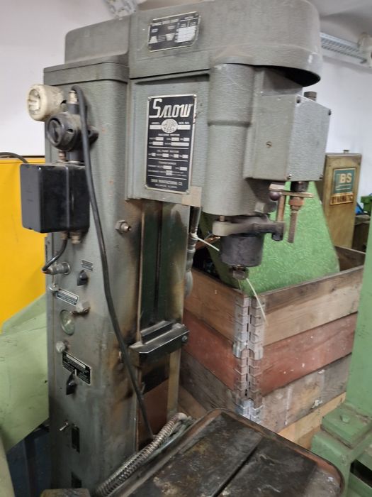 Mașina de găurit automata Snow Manufacturing Fabricație SUA