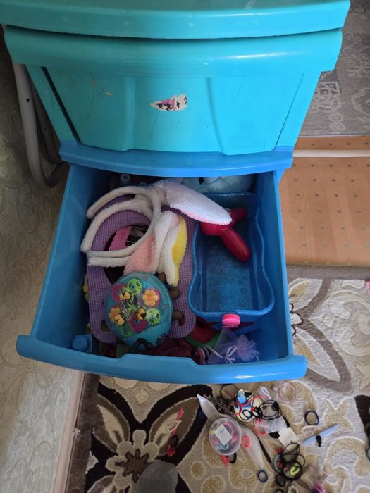 Пластиковый полка