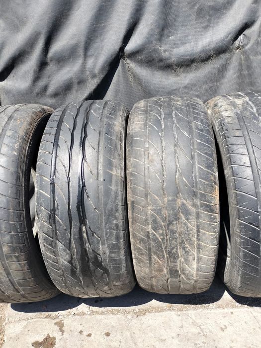 Продам комплект шин