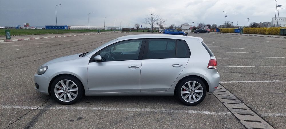 VOLKSWAGEN Golf 2010 — imagine 2