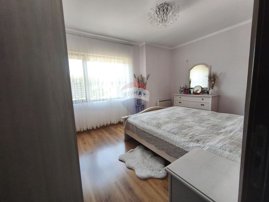 Продава се Къща в с. Соколово, Област Добрич - 137 кв.м за 1453 €/кв.м - Снимка #8