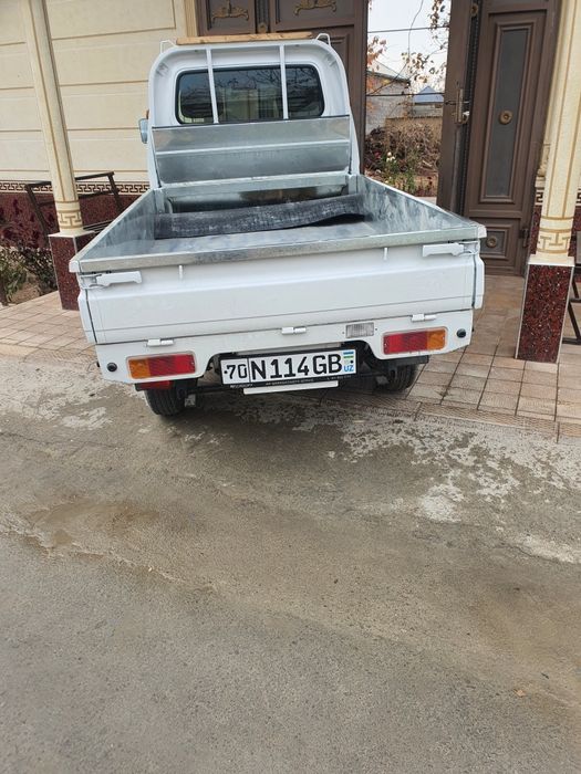 Xizmat  narxi uzoq yaqinga qarab