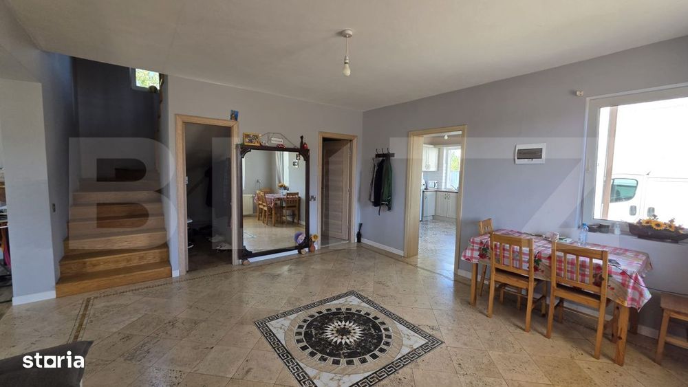 Casa 4 camere 120 mp, teren 5000 mp.. Sud