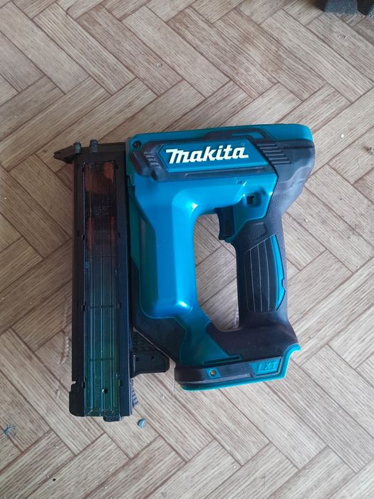 Hilti PLT 300 - Роботизирана тотална станция