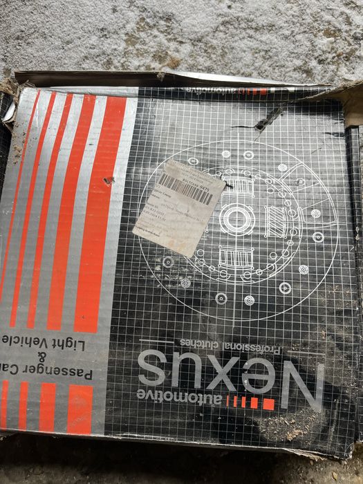 Съединител за Рено