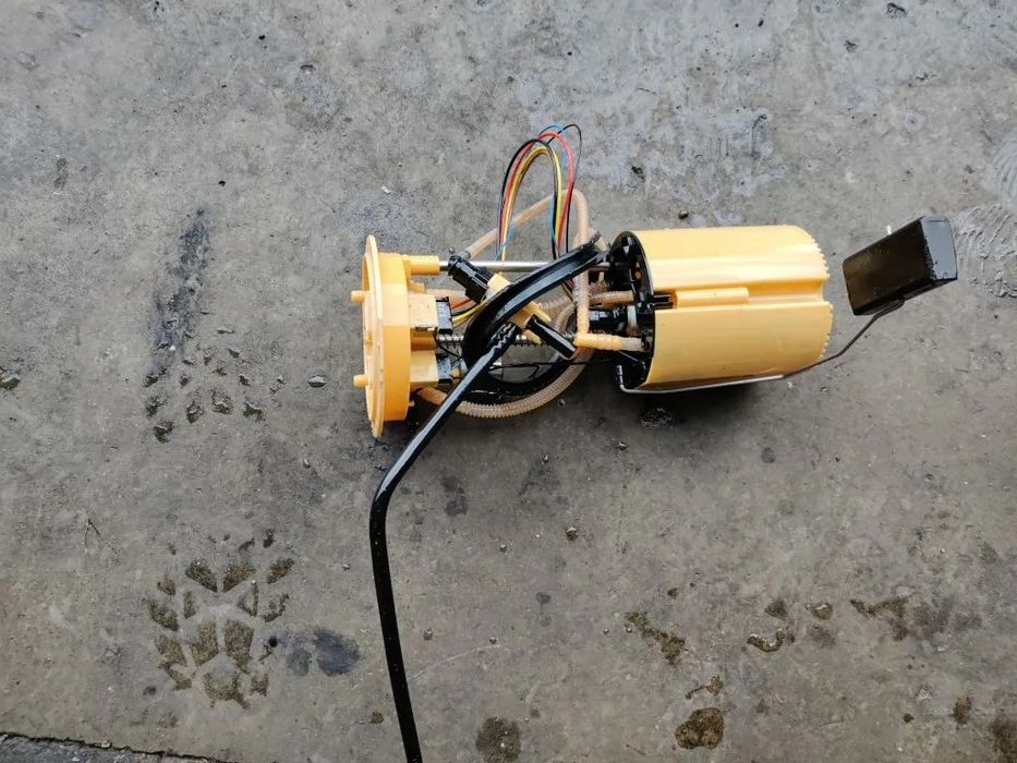 Pompa motorina combustibil rezervor Seat Exeo Audi A4 A5 motor 2.0 CJC 3R0919050