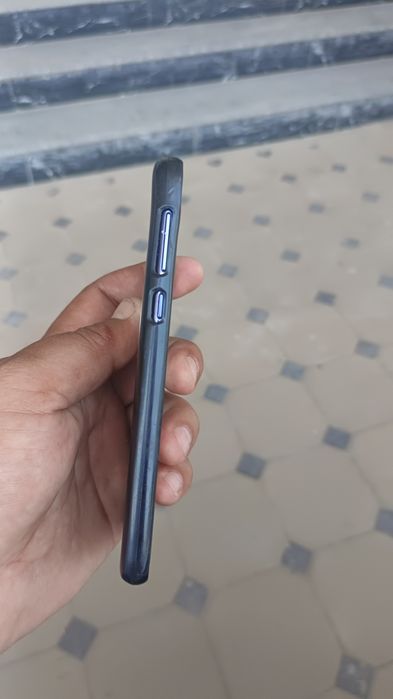 Samsung s 10e. Б/У