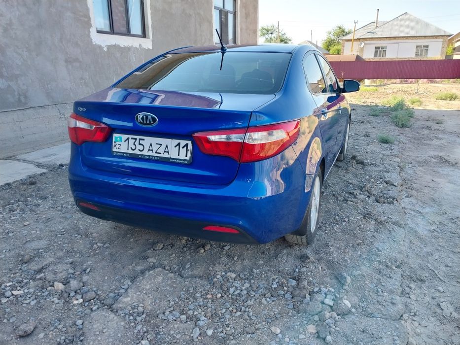 Kia Rio автомат.
