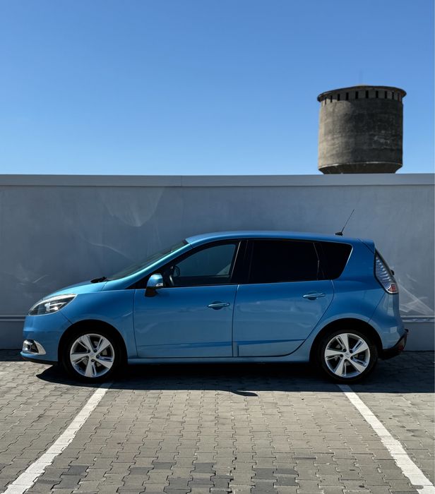 RENAULT Scenic 2012 — imagine 2