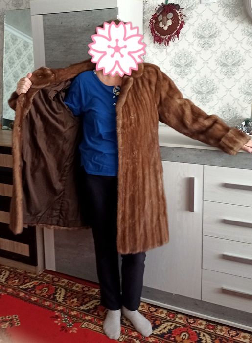 Продам шубу норковую