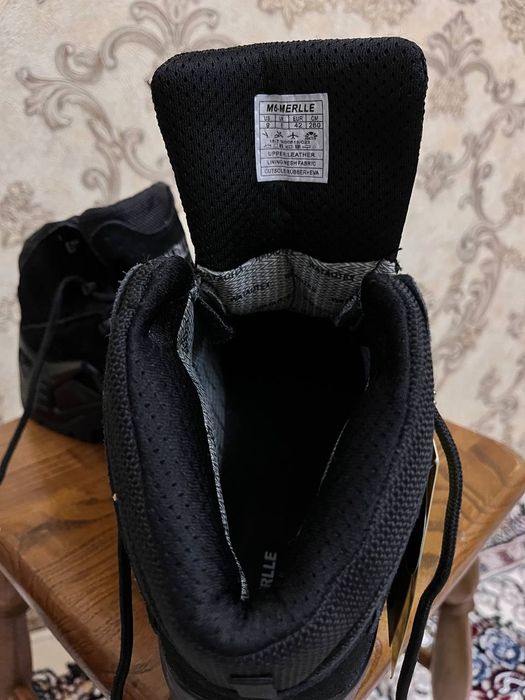 Продам ботинки новые M6