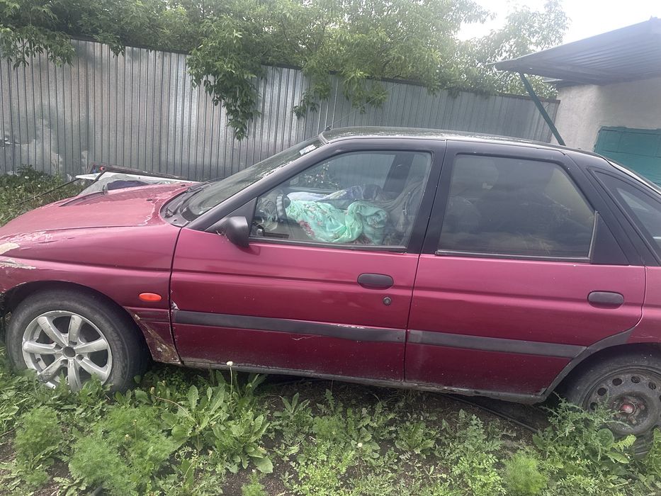 Продам форд экскорт