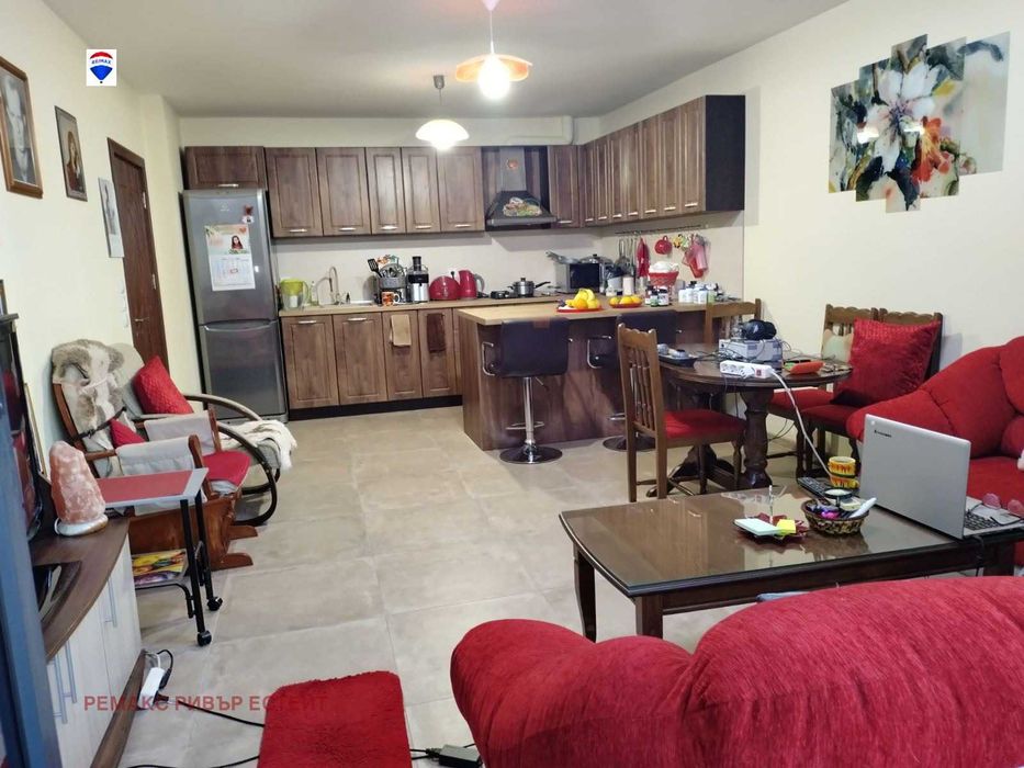 Продава се Тристаен апартамент в Русе, Център - 119 кв.м за 2353 €/кв.м - Снимка #5