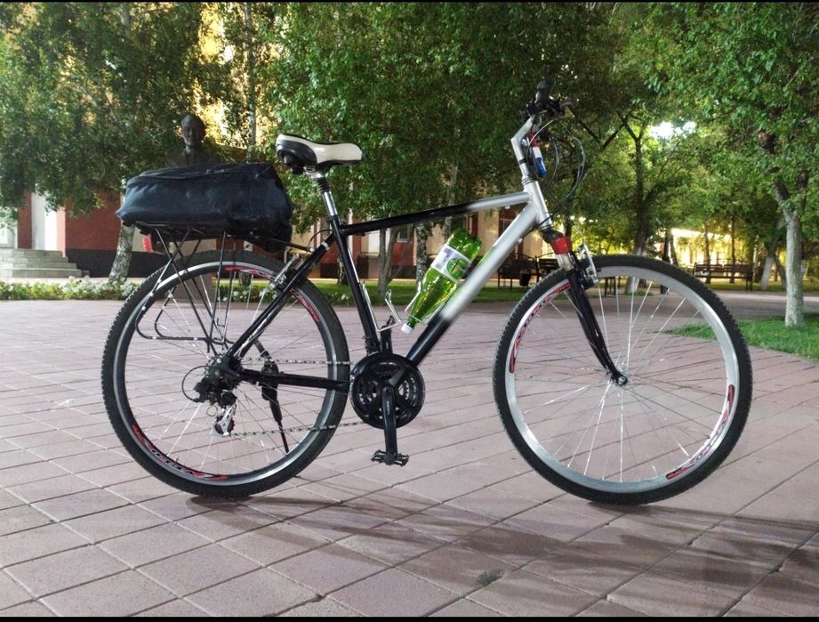 Велотренажёр и велосипед