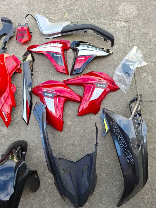 benelli trk пластмаси benelli 125 bn
 yamaha booster 50 п