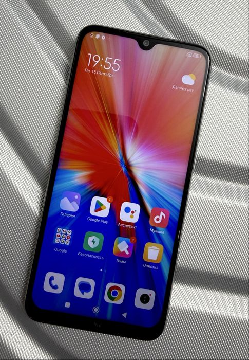 Продам Redmi Note 8