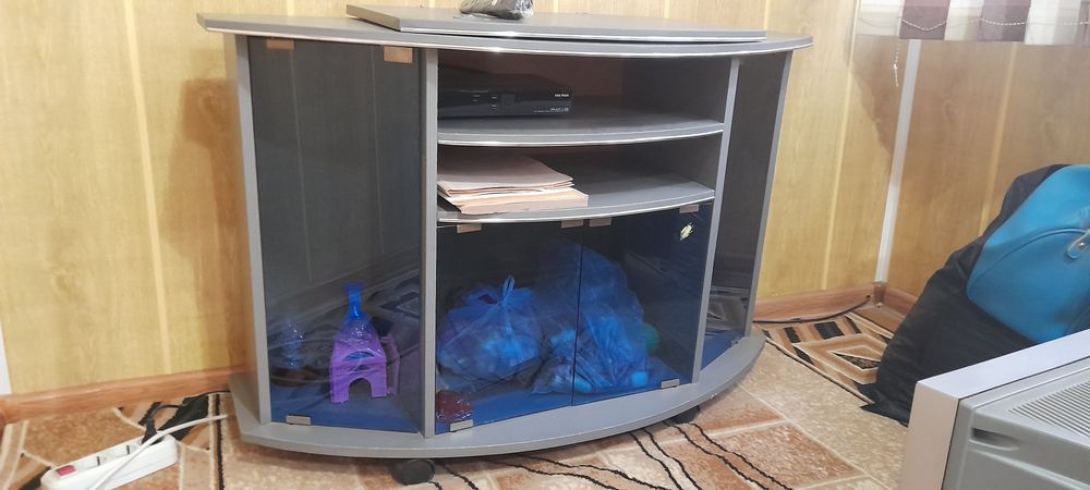 Телевизор ройсон с подставкой