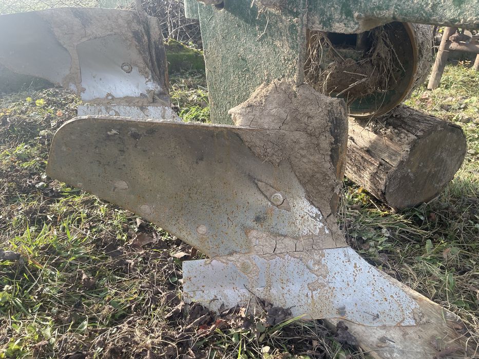 Plug de vanzare pt tractoras mai mic