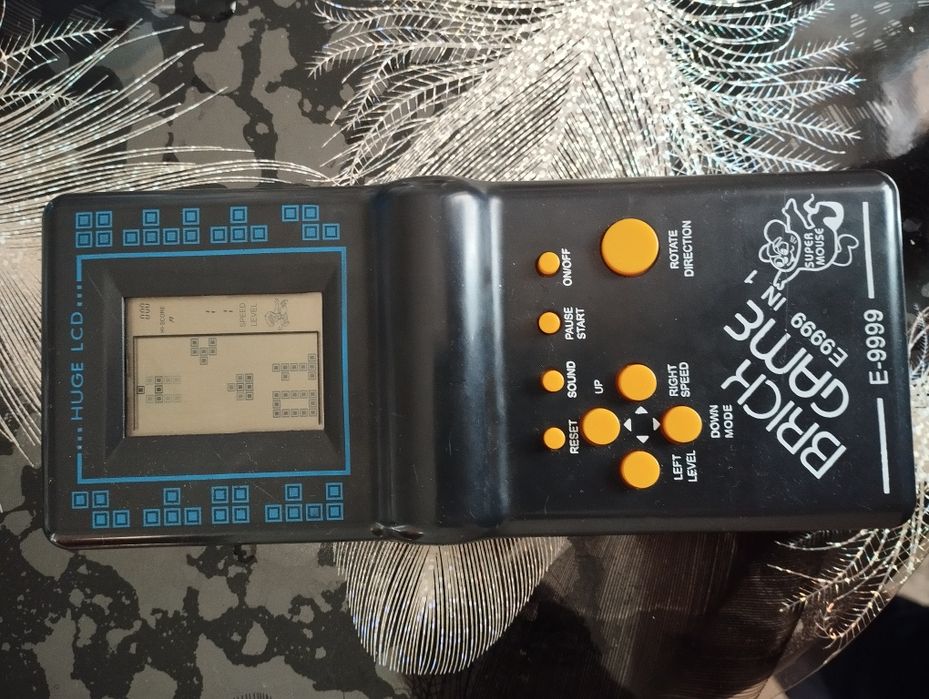 тетрас.почти новый.рабочий.35тысячь